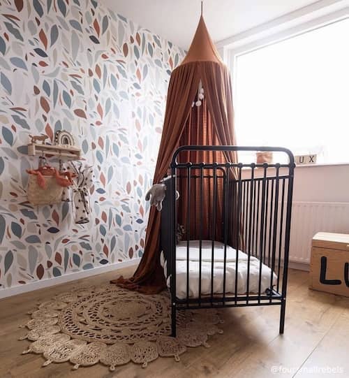 bloemen thema babykamer