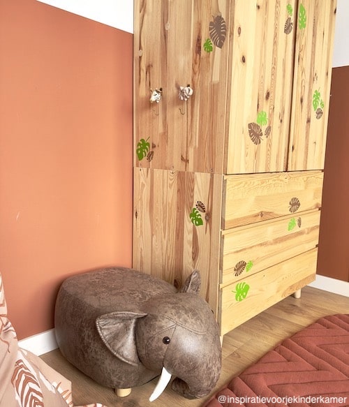 kapstokhaakjes dieren kinderkamer kast